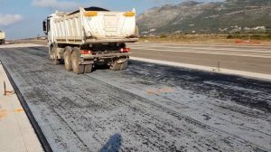 НЕВЕРОЯТНЫЕ ТЕХНОЛОГИИ ДЛЯ СТРОИТЕЛЬСТВА И РЕМОНТА ДОРОГ, КОТОРЫЕ ВЗОРВУТ ВАШ МОЗГ.mp4