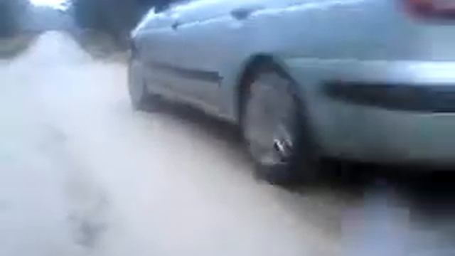 Renault Megane 1.6 16v смотреть онлайн