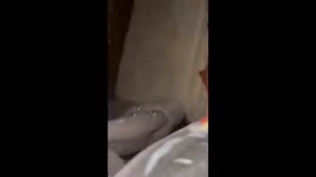 девушка ушла под лёд. кому жалко с того лайк и подписка смотреть онлайн