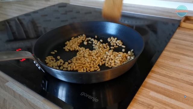 Домашний соус песто приготовленный за 10 минут | Итальянская кухня – PavlovKitchen смотреть онлайн