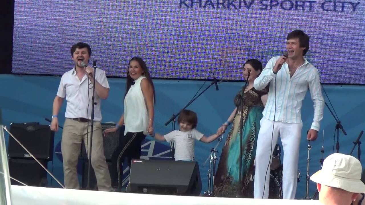 "Лада" ("Хмуриться не надо, Лада!") / Lada смотреть онлайн