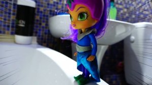 ШИММЕР И ШАЙН Шиммер летит в Диснейленд Готовит сувенир для Шайн Злая Зета похитила Ракушку ЛОЛ LOL