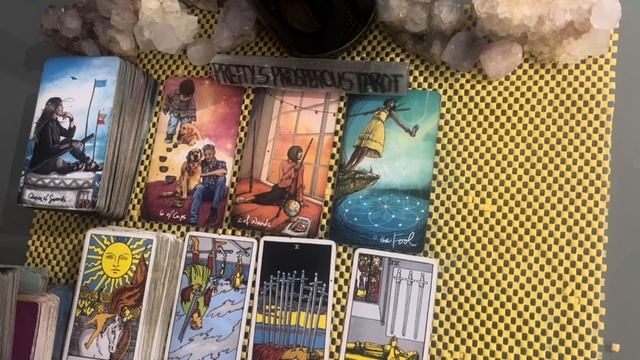 Sagittarius love tarot reading ~ Nov 3rd ~ uncovering something major смотреть онлайн