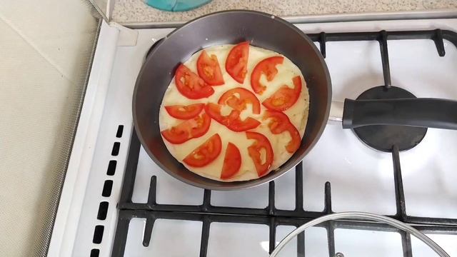 ПИЦЦА НА СКОВОРОДКЕ ЗА 5 МИНУТ. ЛЕНИВАЯ ПИЦЦА.ВКУСНЫЙ ЗАВТРАК. смотреть онлайн