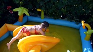 Бассейн надувной игровой комплекс купаемся и веселимся