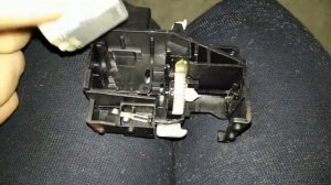 Замена, ремонт замка багажника skoda yeti