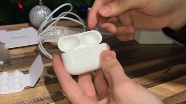 Обзор на лучшую копию AirPods Pro 2 смотреть онлайн