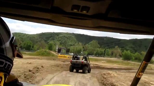 BRP Side by Side test drive смотреть онлайн