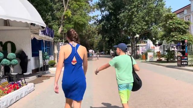 Крымские каникулы 2021 Добрались до пляжа и чебуреков смотреть онлайн