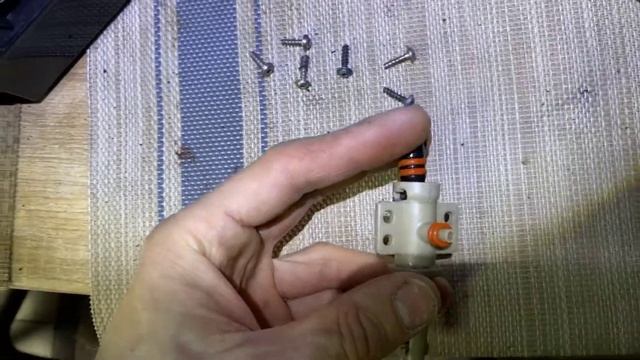 Не делает Кофе, вода в поддоне. Saeco minute. Ремонт просто и быстро смотреть онлайн