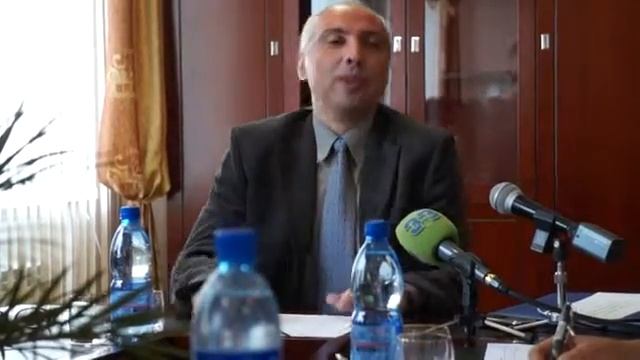 Есть ли в Шахтах миллиардеры смотреть онлайн