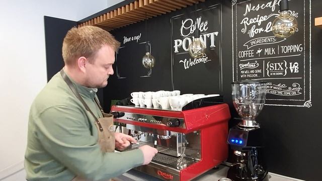Coffee academy - 6. díl - Čištění kávovaru смотреть онлайн