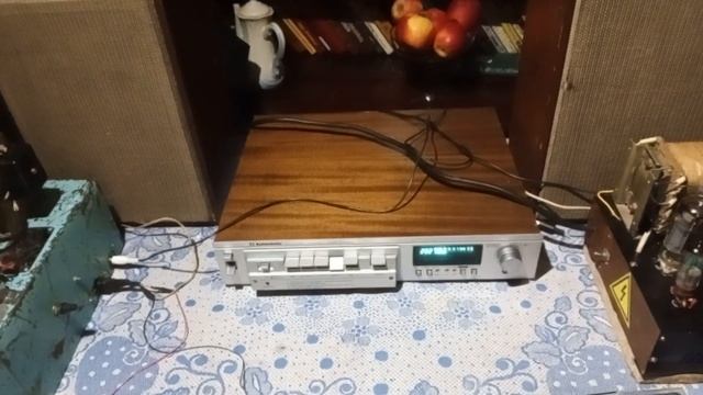 Тёплый ламповый звук. В НГ-ночь. смотреть онлайн