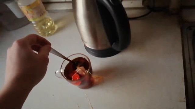 СМЕЮСЬ НАД ЧАЕМ ПОТОМУ ЧТО ОН ЧЕРНЫЙ смотреть онлайн