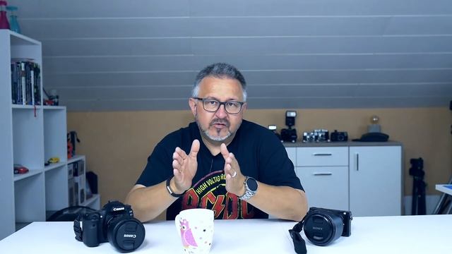? CANON EOS 80D und Sony Alpha 6000 - Reisefotografie Teil 1/3 ? смотреть онлайн