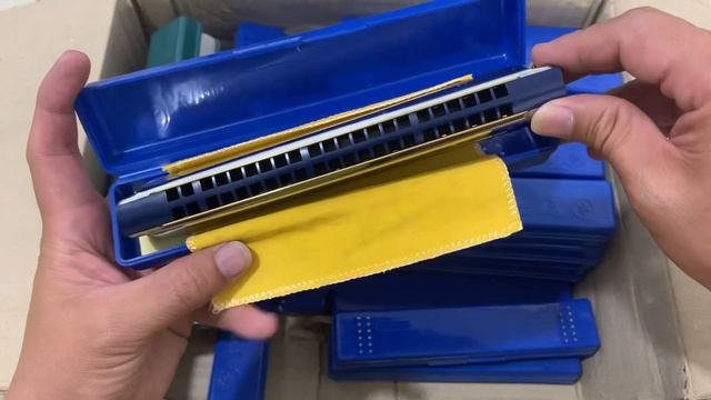 Kèn harmonica chromatic không cần bấm yamaha ss220 giá 600k/1 cây смотреть онлайн