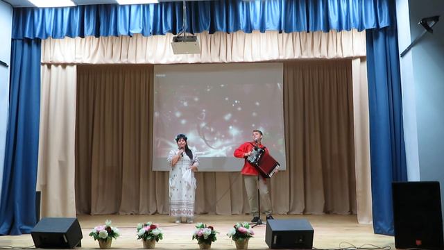 Порадовали зал авторской песней "Гармонь подруга" смотреть онлайн