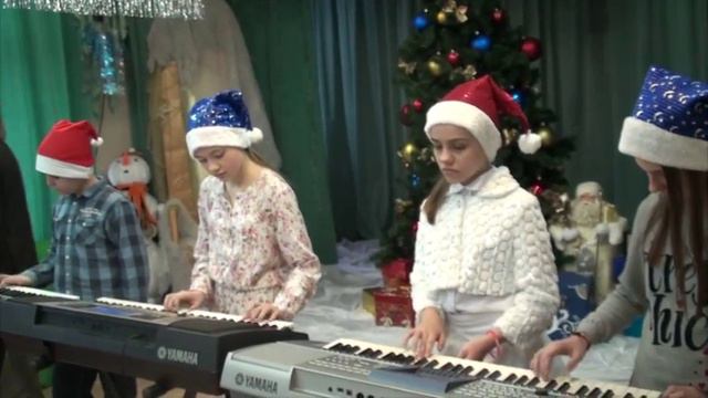 ЦДТ Ново Переделкино коллектив ЮниорСинт на новогоднем празднике смотреть онлайн