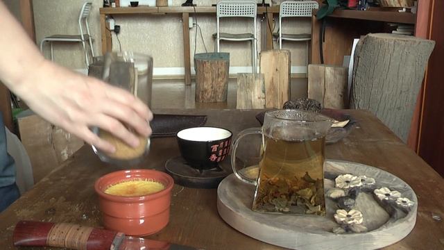 Чаепитие резчиков по дереву. Карамелизуем крем-брюле. Обжиг горелкой. смотреть онлайн