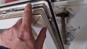 Замена фурнитуры на пластиковом окне в домашних условиях!!!!
