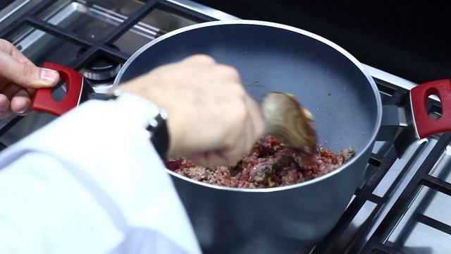 Паста Болоньезе | Итальянские рецепты смотреть онлайн