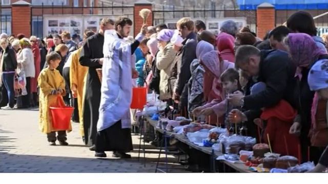 Почему нельзя поджигать свечу от рядом стоящей смотреть онлайн