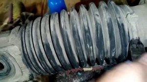 Ремонт рулевой рейки на калине#рейка#каксделатьейку#стучитрулеваярейка