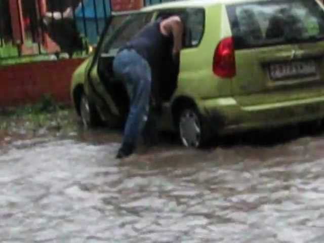 Природный катаклизм. Последствия супер проливного дождя. смотреть онлайн