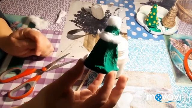 ЁЛОЧНЫЕ игрушки-ЁЛКИ, СВОИМИ РУКАМИ ИЗ КОРОБКИ ОТ ЯИЦ. смотреть онлайн