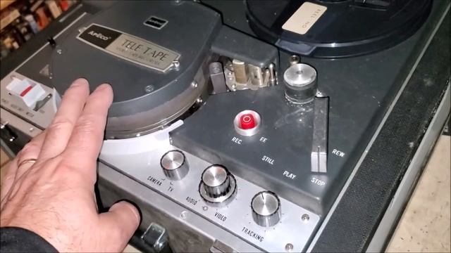 Видеомагнитофон SHIBADEN SV-700 B/W VTR. смотреть онлайн