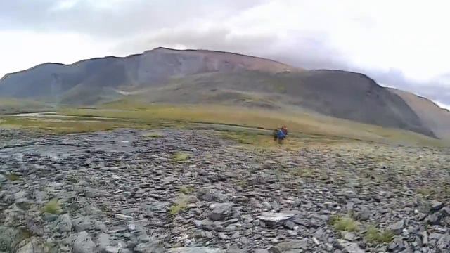 Полярный Урал. Эпизод 27. Спуск с вершины Кузьтывис смотреть онлайн