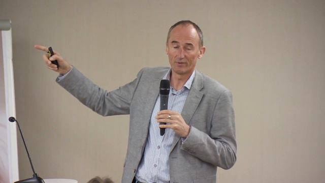Des clés pour digitaliser votre organisation - Jean-Pierre Rey, HES-SO (Congrès 2019) смотреть онлайн