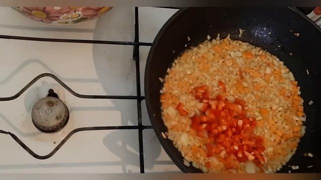 Гороховый суп с копчеными свиными ребрышками. смотреть онлайн