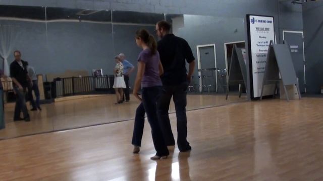 2013 09 16 Tango Lev 2 How to Turn смотреть онлайн