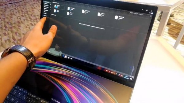 Asus Zenbook Pro Duo UX 581 - First Look and Specifications