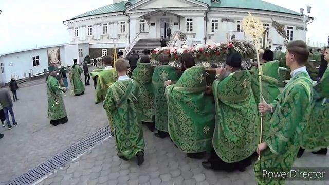Почаевская Лавра. Крестный ход 2021. смотреть онлайн