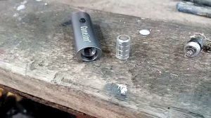 Фонарь Camelion LED18 1R, стоит ли его покупать?