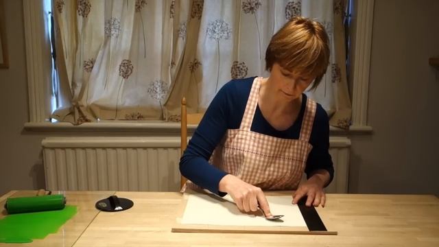 Printing a Colour Reduction Linocut смотреть онлайн