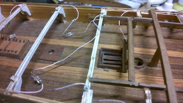 HMS Surprise. Кабина, корпус, освещение.