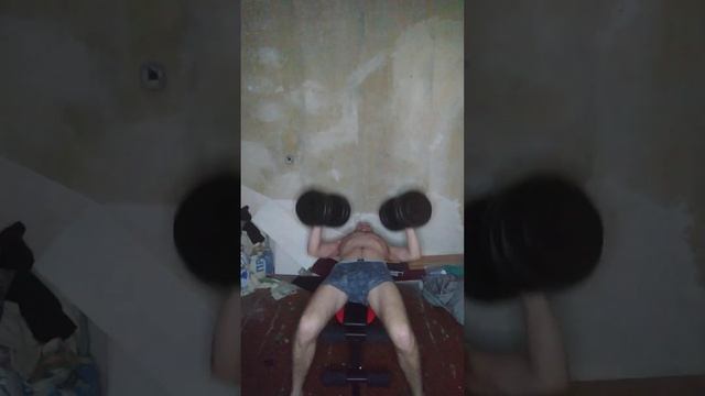 четвертый подход жим лёжа с гантелями смотреть онлайн
