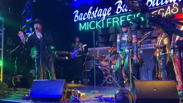 Shalamar Reunion 2023 Las Vegas- For The Lover In You смотреть онлайн