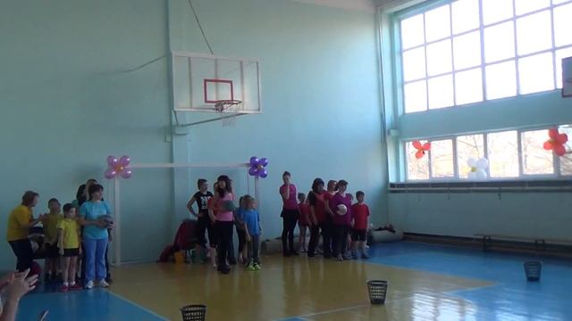 Наши мамы могут всё 2014 Баскетбол смотреть онлайн
