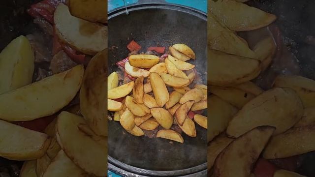 тушёное мясо,с картошкой