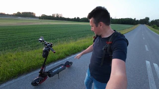 Szybka hulajnoga elektryczna! | MOTUS Pro 10 SPORT 2021 смотреть онлайн