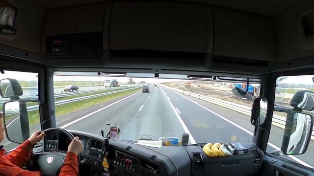 Пустыней греховной земной | еду и пою | Автобан А4 Нидерланды, в сторону Роттердама... смотреть онлайн