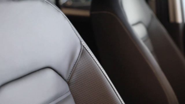 AMAROK disponibles immédiatement смотреть онлайн