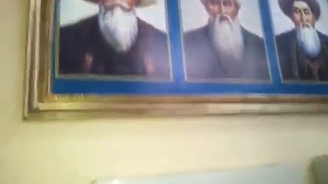 Артур выбирает сувениры в Казахстане!!! смотреть онлайн