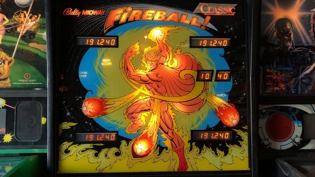 Fireball Classic Pinball - Attract Mode смотреть онлайн