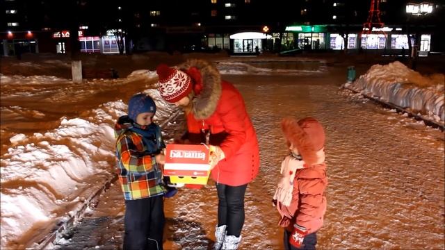 Акция "Покормим птиц". ул. Некрасова, окото к-т "Союз" смотреть онлайн