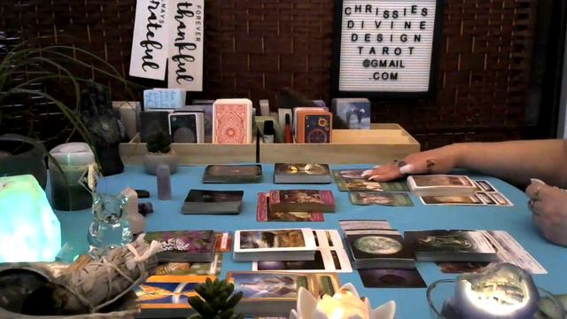 ⭐Taylor Swift and future spouse Astrology tarot reading April 2023 This person helps Taylor out смотреть онлайн